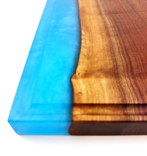 Walnut Epoxy Resin Cutting Board